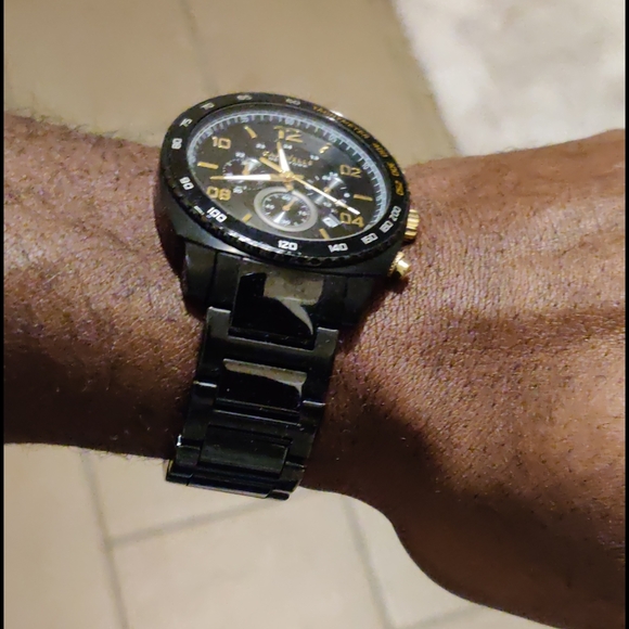 Watch - Picture 2 of 2